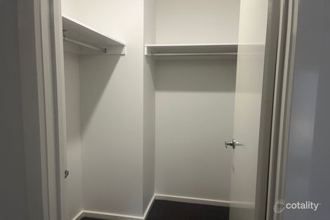 Property photo of 61 Cinnamara Circuit Tarneit VIC 3029