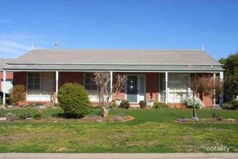 Property photo of 2/9 Pooley Place Echuca VIC 3564