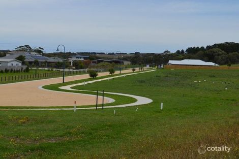 7 Tea Tree Ct, Inverloch, VIC 3996