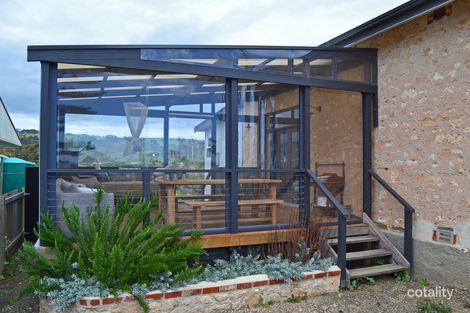 Property photo of 28 North Terrace Penneshaw SA 5222