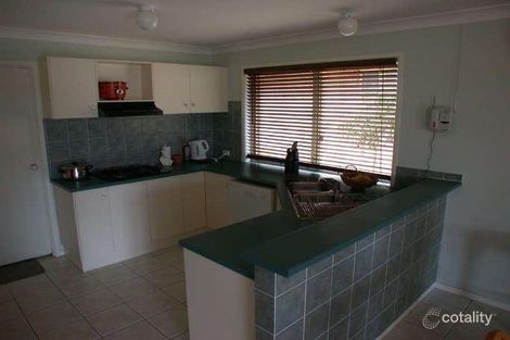 Property photo of 10 Camellia Place Woongarrah NSW 2259