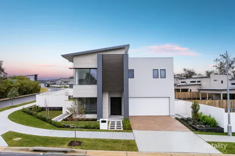 Property photo of 18 Kersbrook Terrace Gledswood Hills NSW 2557