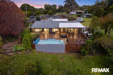 10 Angus Cres, Kureelpa, QLD 4560