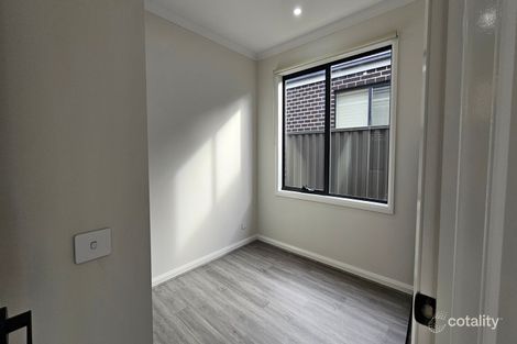 Property photo of 18/5 Thomas Carr Drive Tarneit VIC 3029