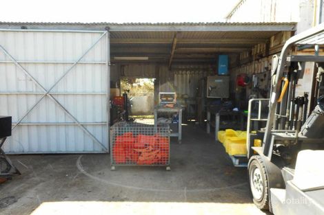 29 Fursden St, Glenella, QLD 4740