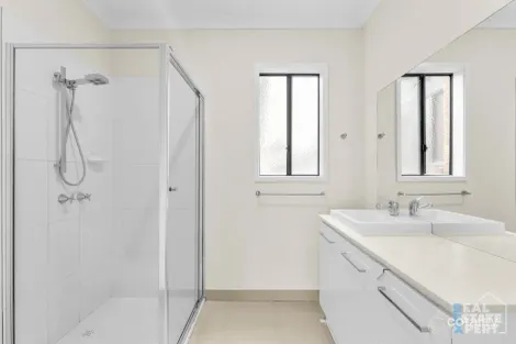 Property photo of 13 Beechtree Way Cranbourne North VIC 3977