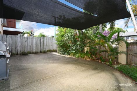 Property photo of 2/12 Ewan Street Southport QLD 4215