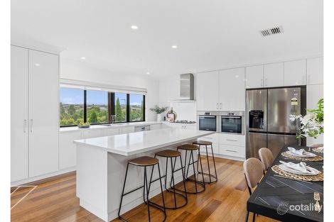 Property photo of 55 Grange Crescent Warragul VIC 3820