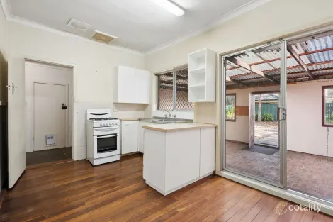 Property photo of 8 Broadway Embleton WA 6062