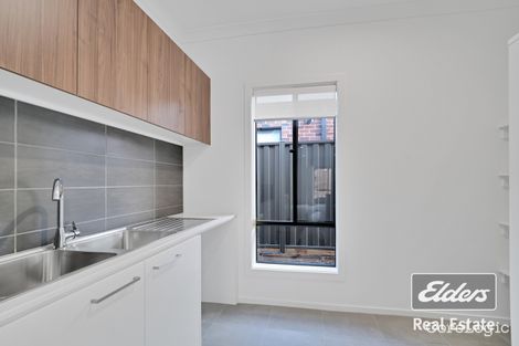 Property photo of 22 Halo Street Tarneit VIC 3029