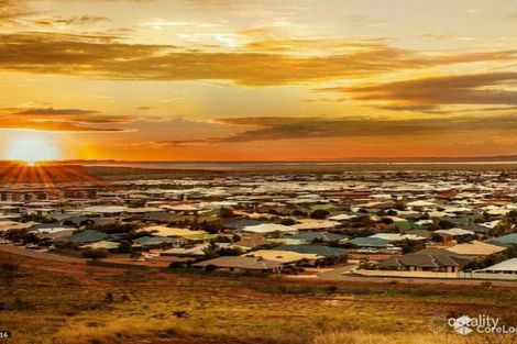 11 Wagari Dr, Baynton, WA 6714