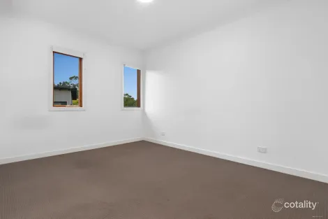 Property photo of 3 Green Place Eltham VIC 3095