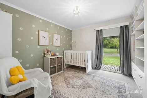 Property photo of 27 Davy Street Taradale VIC 3447