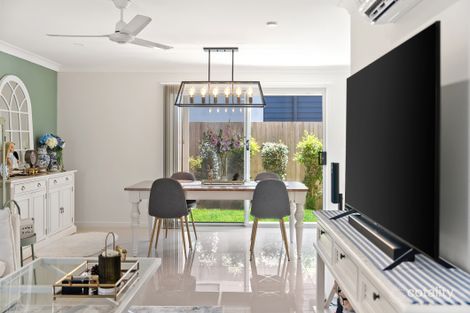 Property photo of 25/13 Angela Way Pimpama QLD 4209