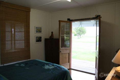 Property photo of 19 Flinders Avenue Dunwich QLD 4183