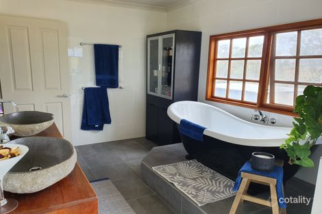 Property photo of 133 Hairs Road Bungadoo QLD 4671