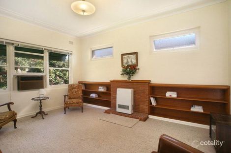 Property photo of 30 Raeburn Avenue Castlecrag NSW 2068