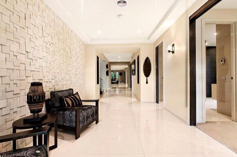 Property photo of 30 Lincoln Avenue Glen Waverley VIC 3150