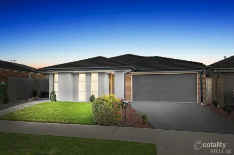 Property photo of 43 Goshawk Drive Pakenham VIC 3810