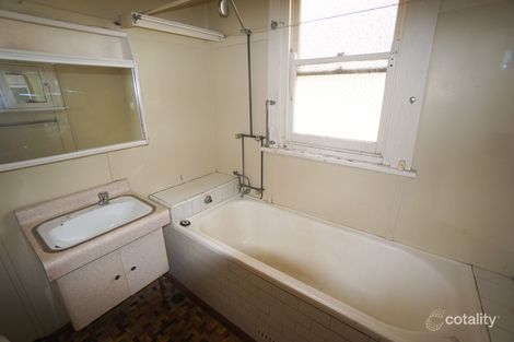 8 Chelmsford Ave, Botany, NSW 2019