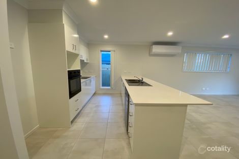Property photo of 3 Eileen Court Logan Reserve QLD 4133