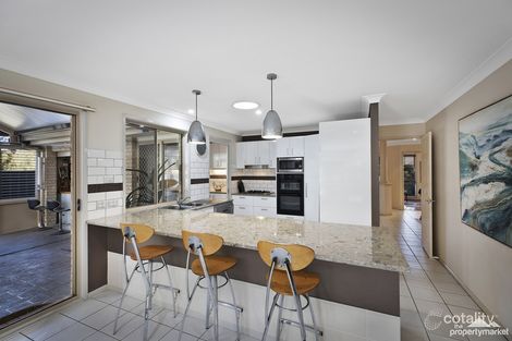 Property photo of 21 Tea Tree Place Mardi NSW 2259