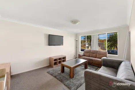 Property photo of 6 Schaefer Drive Armidale NSW 2350