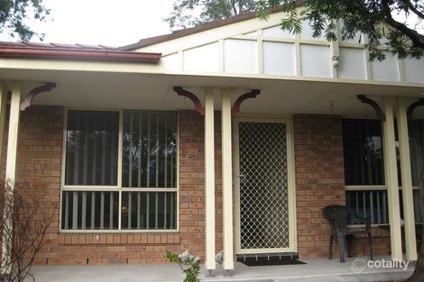 Property photo of 2/8 Cummins Place Metford NSW 2323
