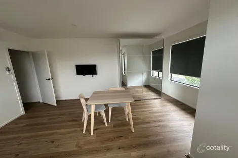 Property photo of 4D Eildon Avenue Manor Lakes VIC 3024