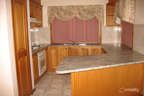 Property photo of 15 Lewin Court Altona Meadows VIC 3028