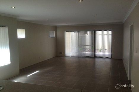 Property photo of 2 Orpington Street Cloverdale WA 6105