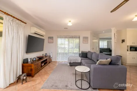 Property photo of 50 Pell Crescent Mooroopna VIC 3629