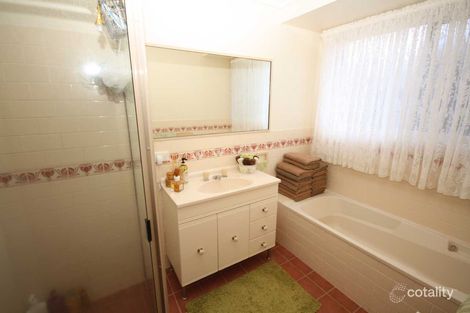 Property photo of 5 Voyager Way Dubbo NSW 2830