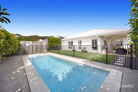 Property photo of 3 Mayfair Crescent Baringa QLD 4551