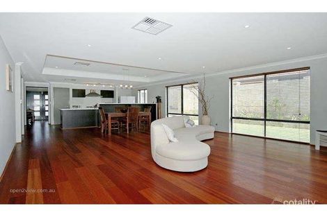 242 Santa Barbara Pde, Jindalee, WA 6036