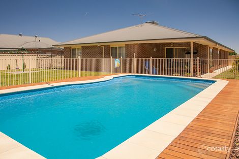 76 Hermitage Dr, Corowa, NSW 2646