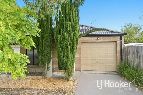 6/103 Army Rd, Pakenham, VIC 3810