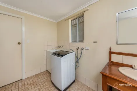 Property photo of 72 Hill Street Murray Bridge SA 5253