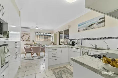 Property photo of 8/9-11 Narara Crescent Banora Point NSW 2486