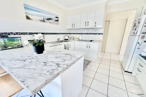 Property photo of 8/9-11 Narara Crescent Banora Point NSW 2486