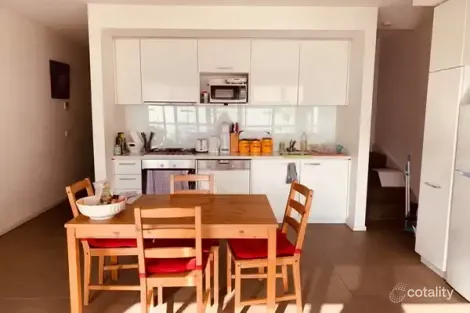 2/4 Little Buckingham St, Richmond, VIC 3121