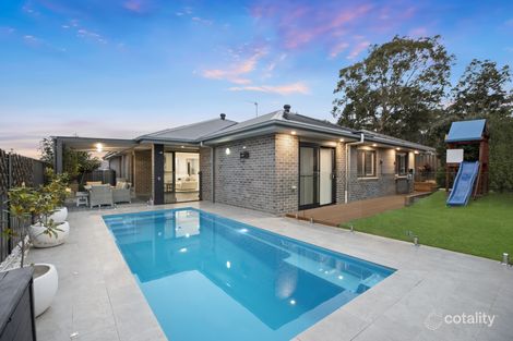 5 Oakwood St, Wadalba, NSW 2259