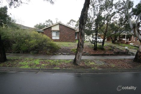 13 Taunton Cres, Scoresby, VIC 3179