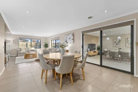 Property photo of 60 Hammersmith Circuit Traralgon VIC 3844