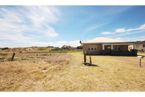 Property photo of 25 Holywell Street South Bunbury WA 6230