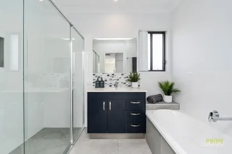 Property photo of 10 Coolamon Court Urraween QLD 4655
