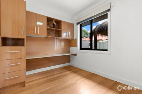 Property photo of 35 Duncans Road Werribee VIC 3030