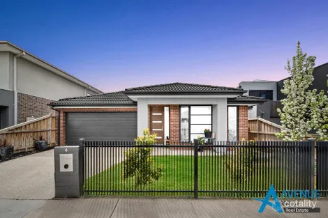 4 Dandelion Cres, Rockbank, VIC 3335