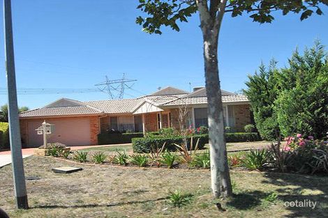 Property photo of 6 Lyell Place Taylors Lakes VIC 3038