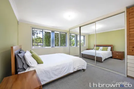 Property photo of 4 Yanda Place Greystanes NSW 2145